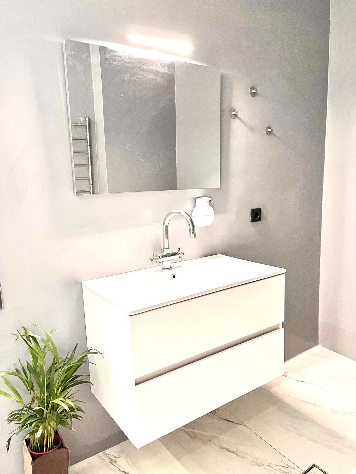 Crystal - Apartment With Garden & Parking 코모티니 외부 사진