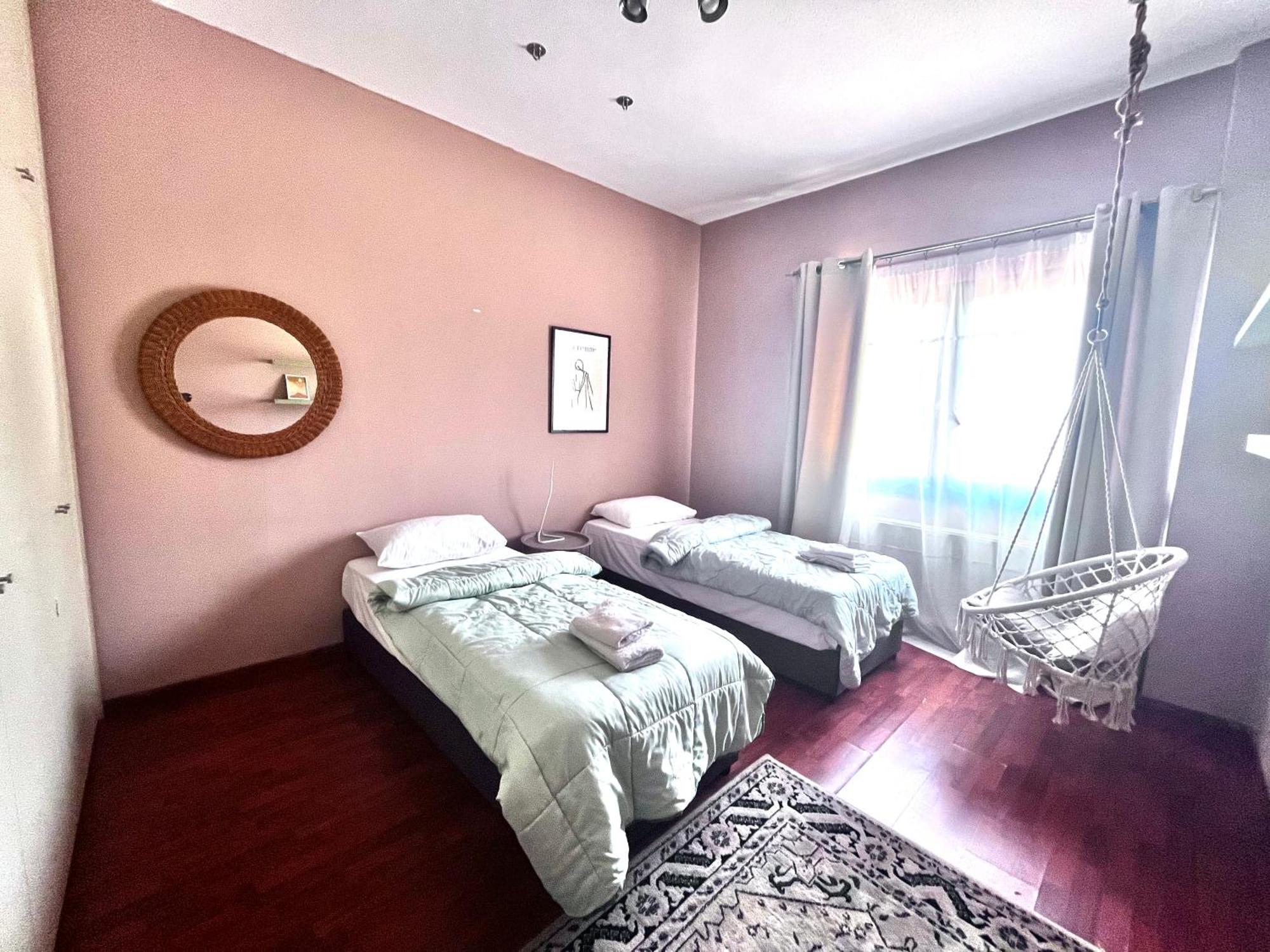 Crystal - Apartment With Garden & Parking 코모티니 외부 사진
